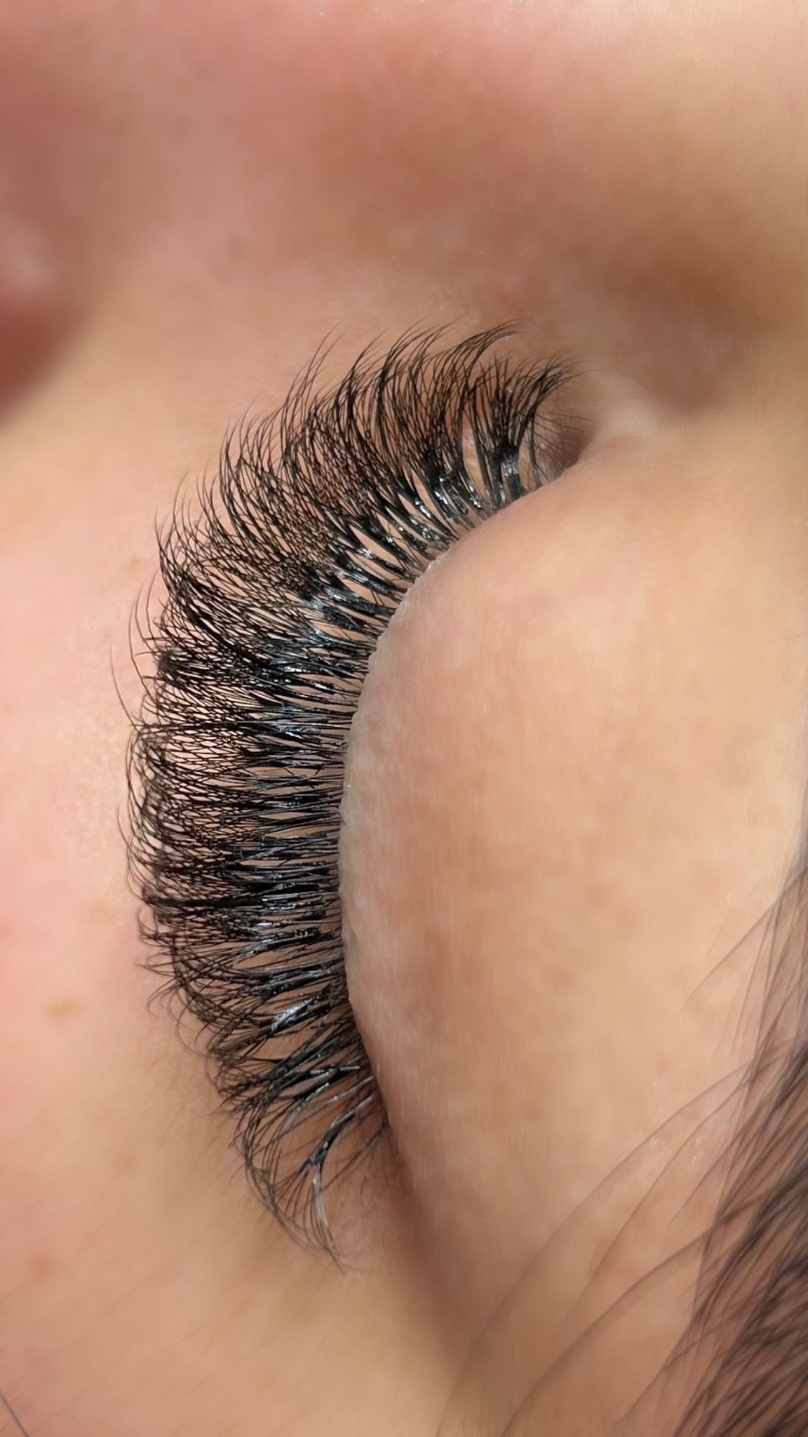 0.07 Volume Lashes