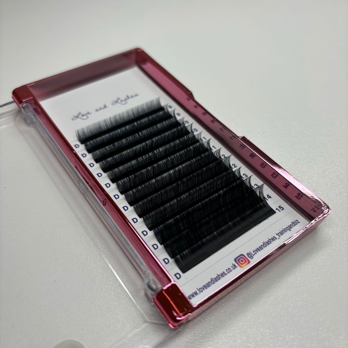 0.03 Volume Lashes