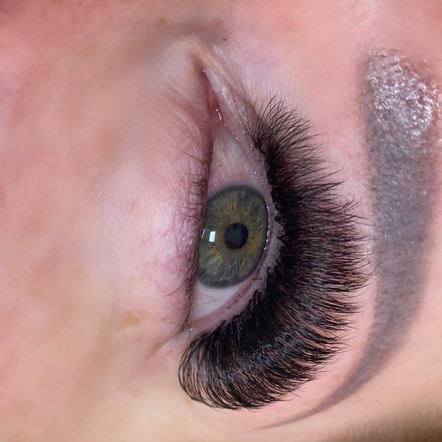 0.07 Volume Lashes