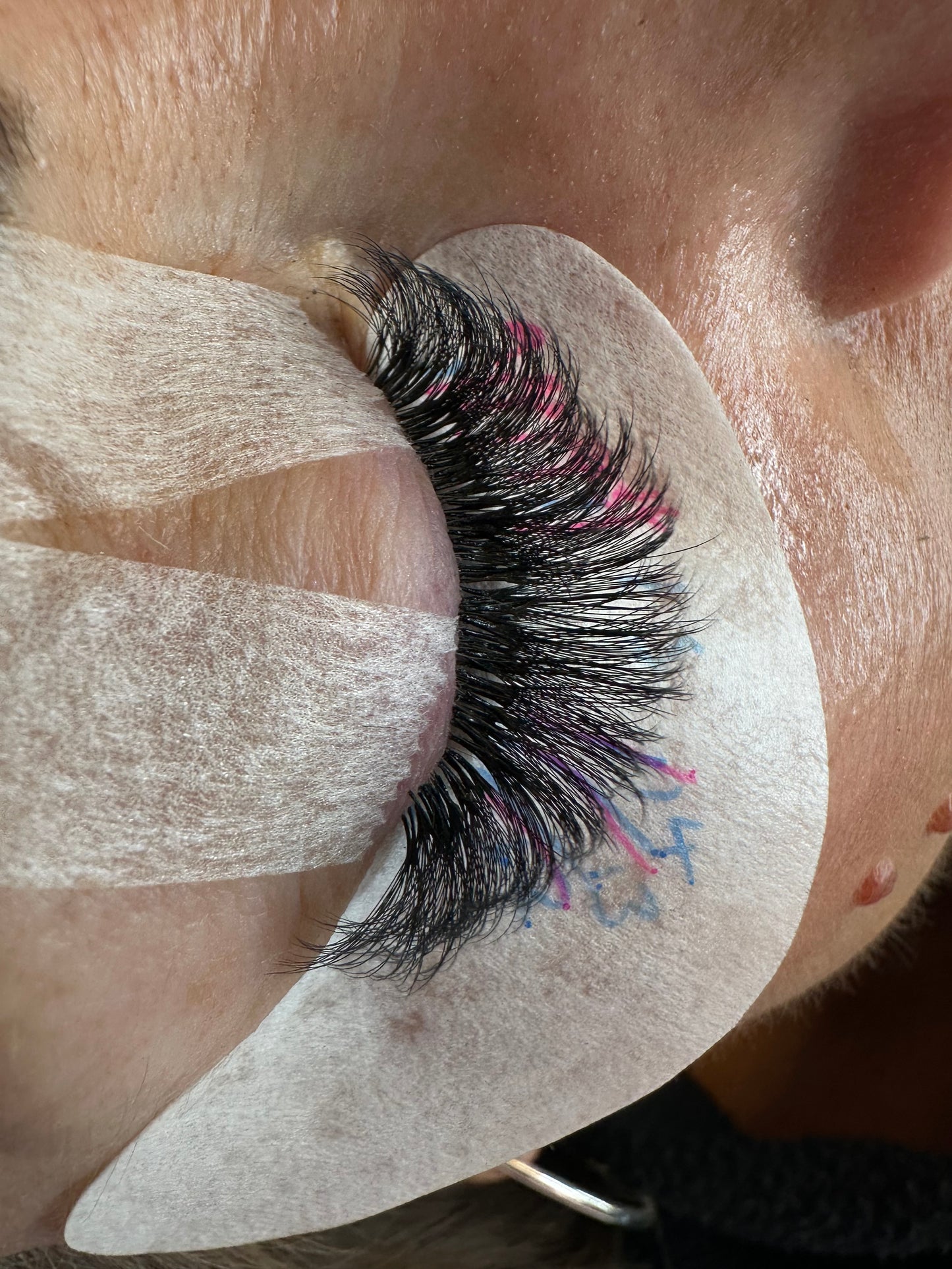 0.07 Volume Lashes