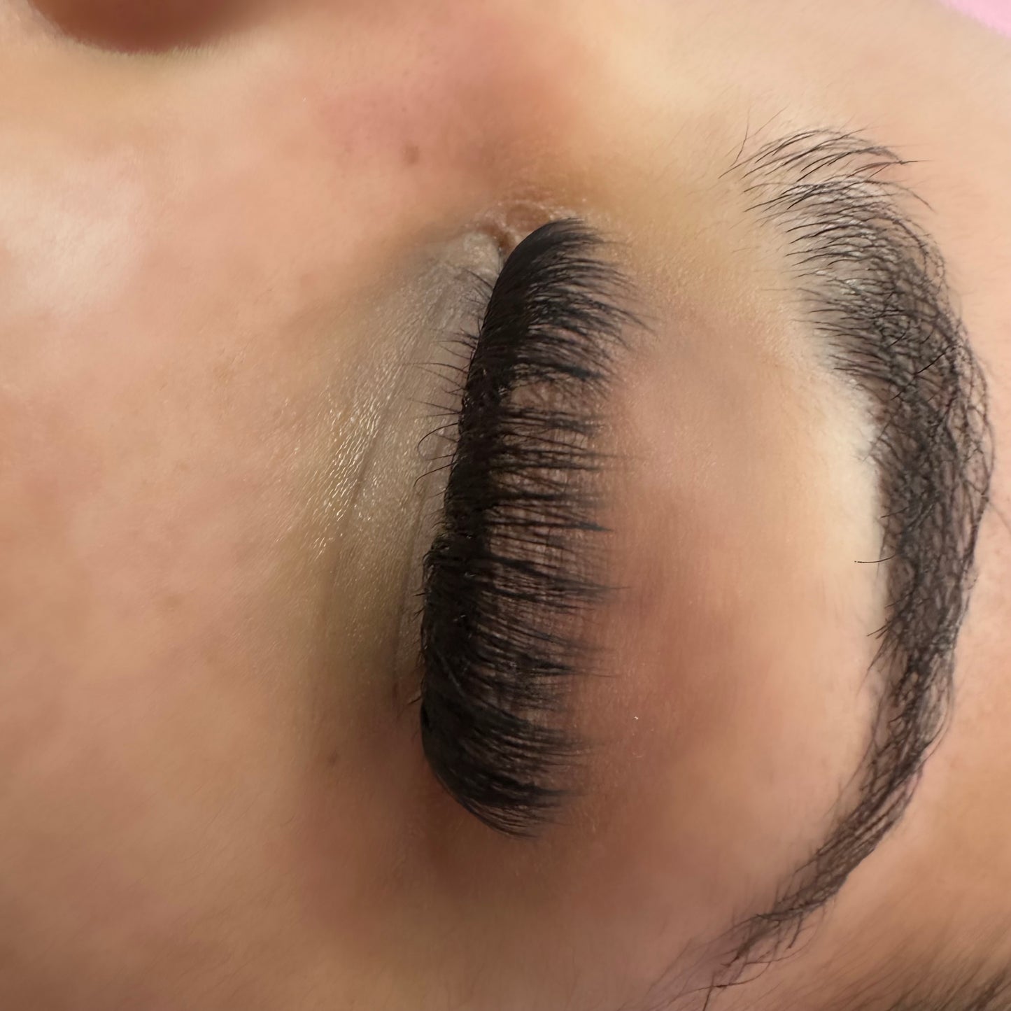 0.07 Volume Lashes
