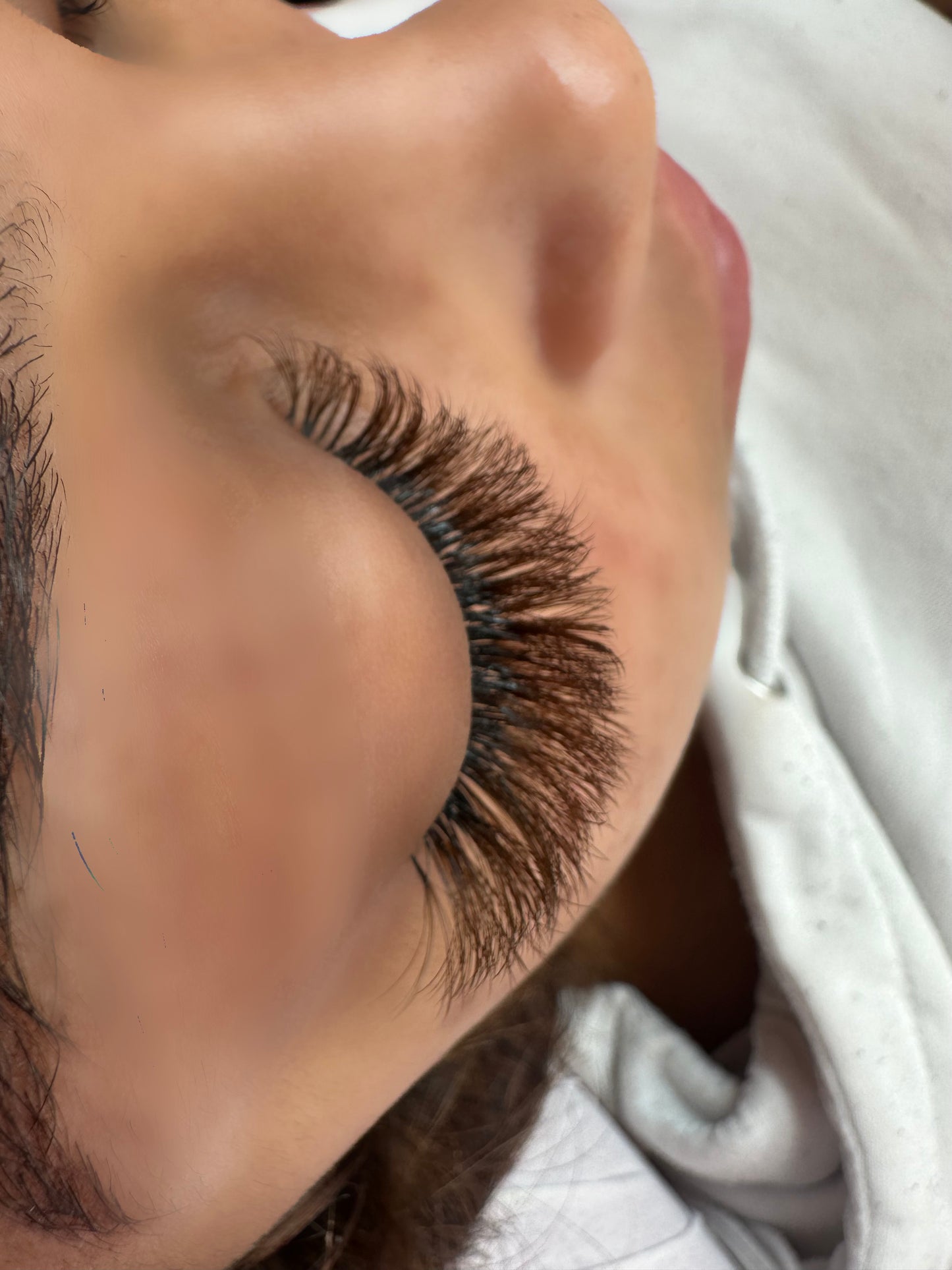 0.07 Volume Lashes